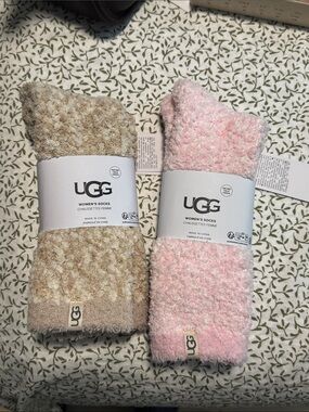UGG Women's Plush Fuzzy Socks — Beige & Light Pink